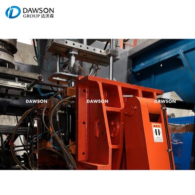 শ্রমের চাহিদা ১ থেকে ২ জন অপারেটর প্লাস্টিক ৩০ লিটার জেরিকেন তৈরির সম্পূর্ণ স্বয়ংক্রিয় ব্লো মোল্ডিং মেশিন উৎপাদন যন্ত্র